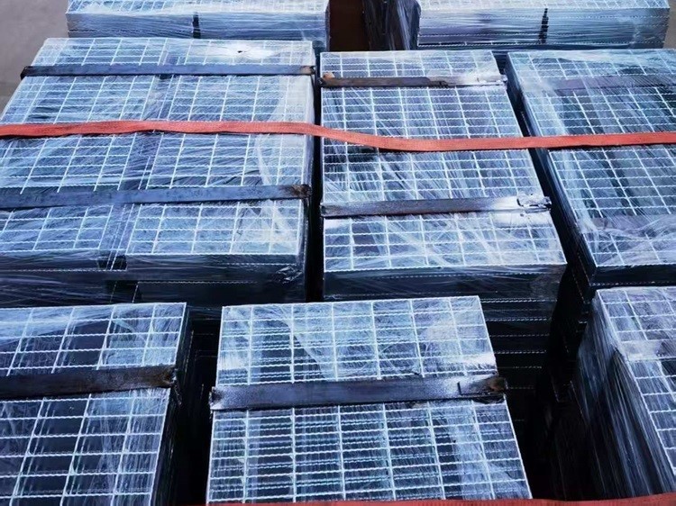 SHANGJIA Steel Bar Grating Shipped To Croatia 1 SHANGJIA Steel Bar Grating Shipped To Croatia 1